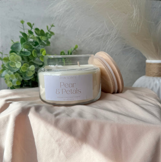 Pear & Petals 11 oz Candle